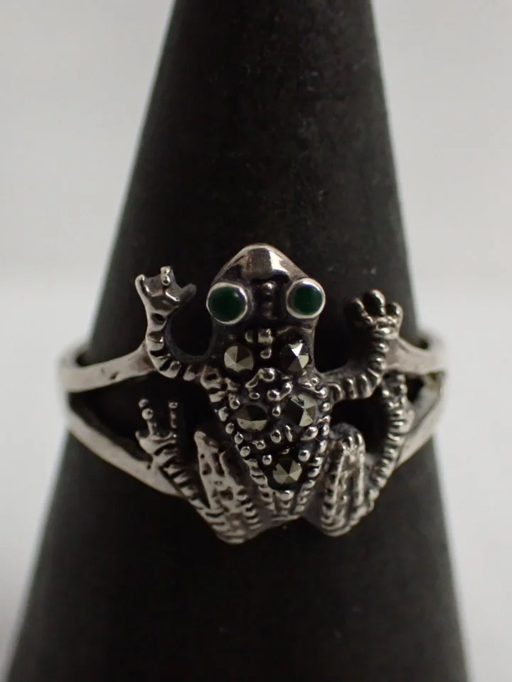 Vintage — WIN - Online Shop — WIN Online Shop